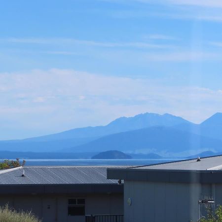 Villa The Tuis Nest Lago Lago Taupo Exterior foto